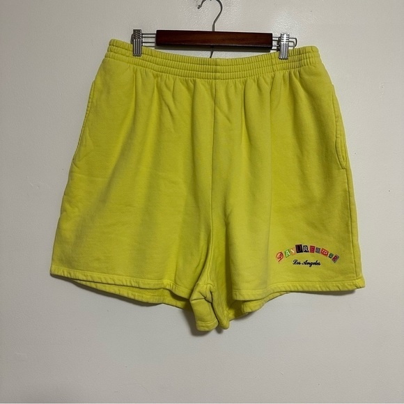 Daydreamer Ransom Note BF Sweat Shorts in Citron Yellow - Picture 4 of 9